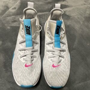 Nike Foundation Elite TR Gray Running Shoes 2018 Women's Size: 7.5